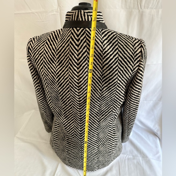 Dana Buchman Wool Herringbone Jacket Blazer Size 8 - Picture 8 of 10